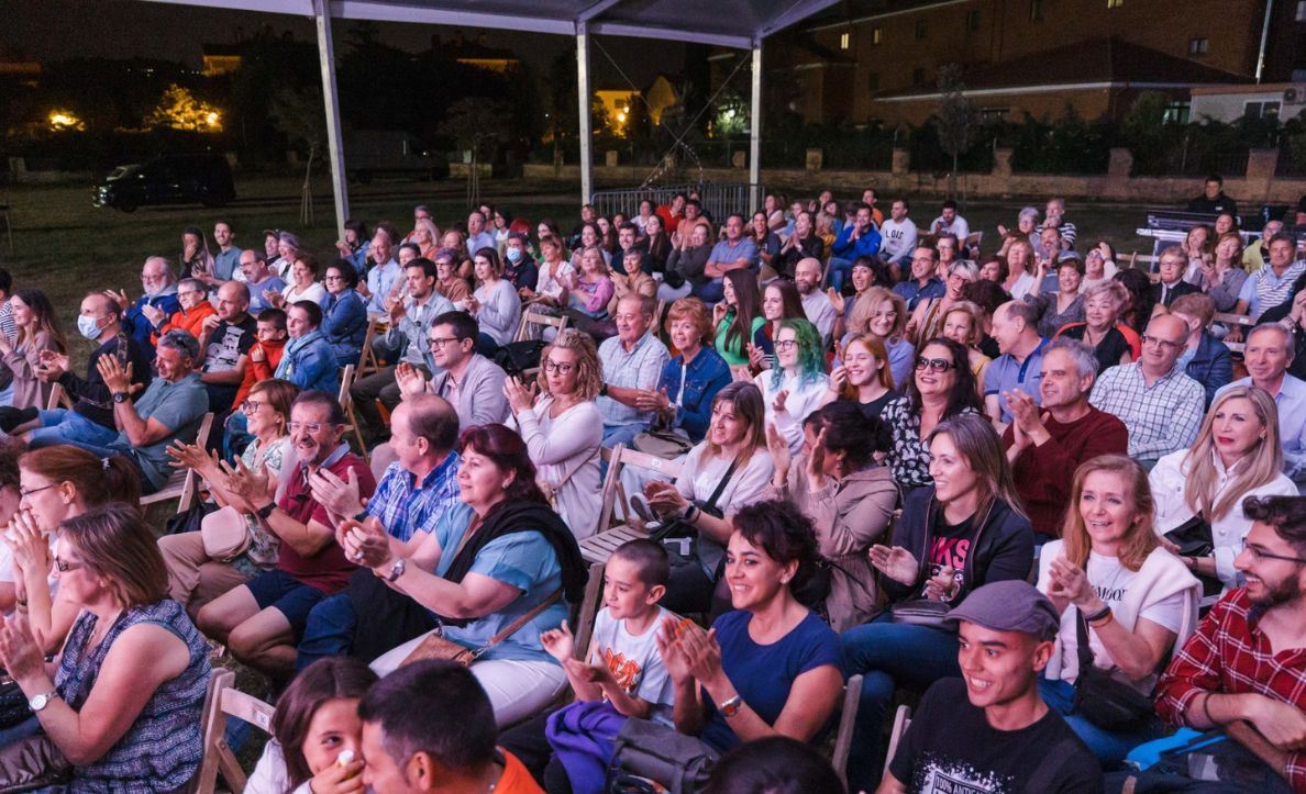 sobre mi mystery mike 4